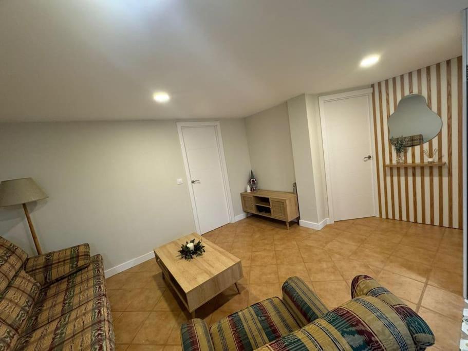 Al Mar Apartment Виго Екстериор снимка
