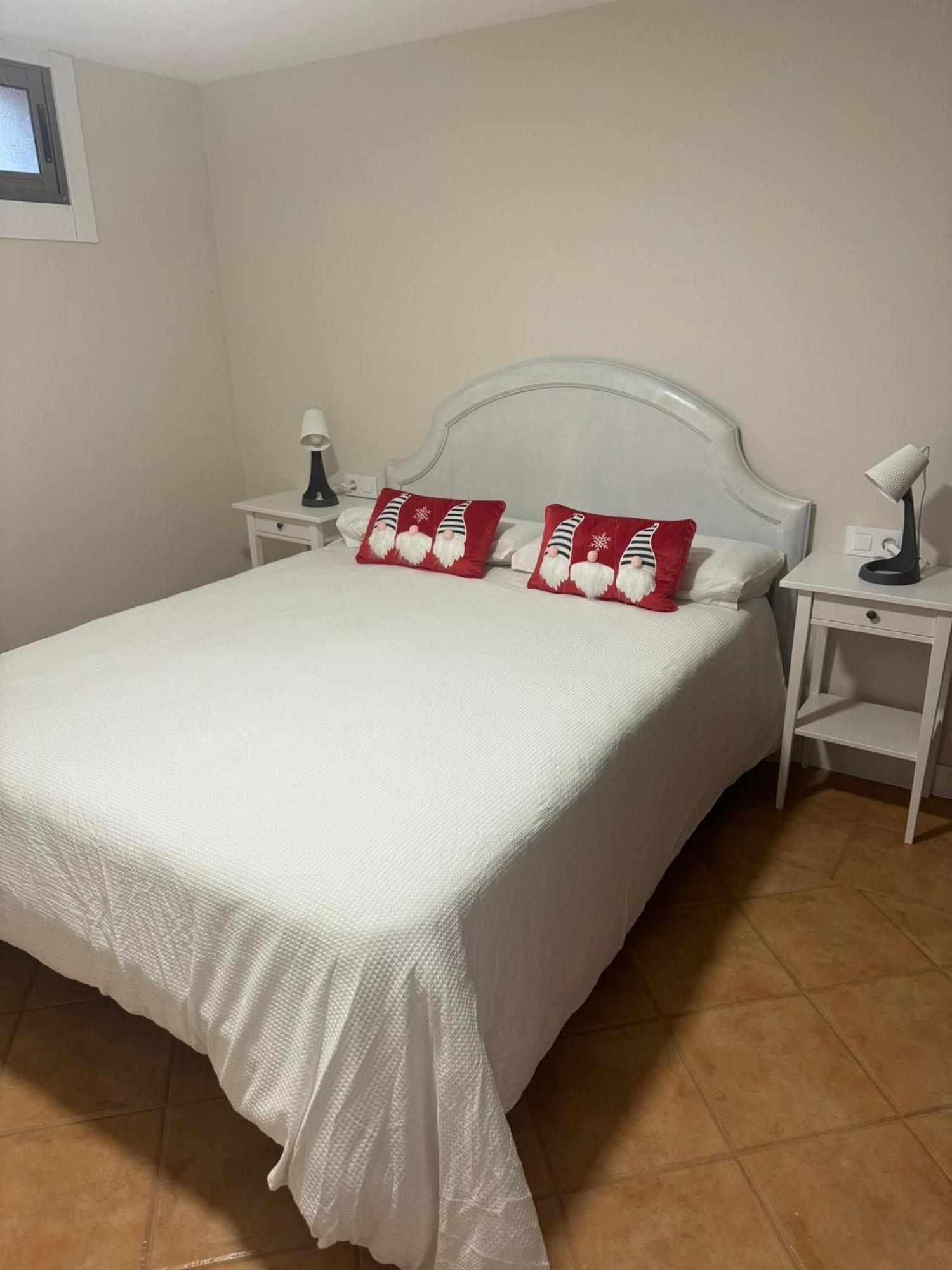 Al Mar Apartment Виго Екстериор снимка