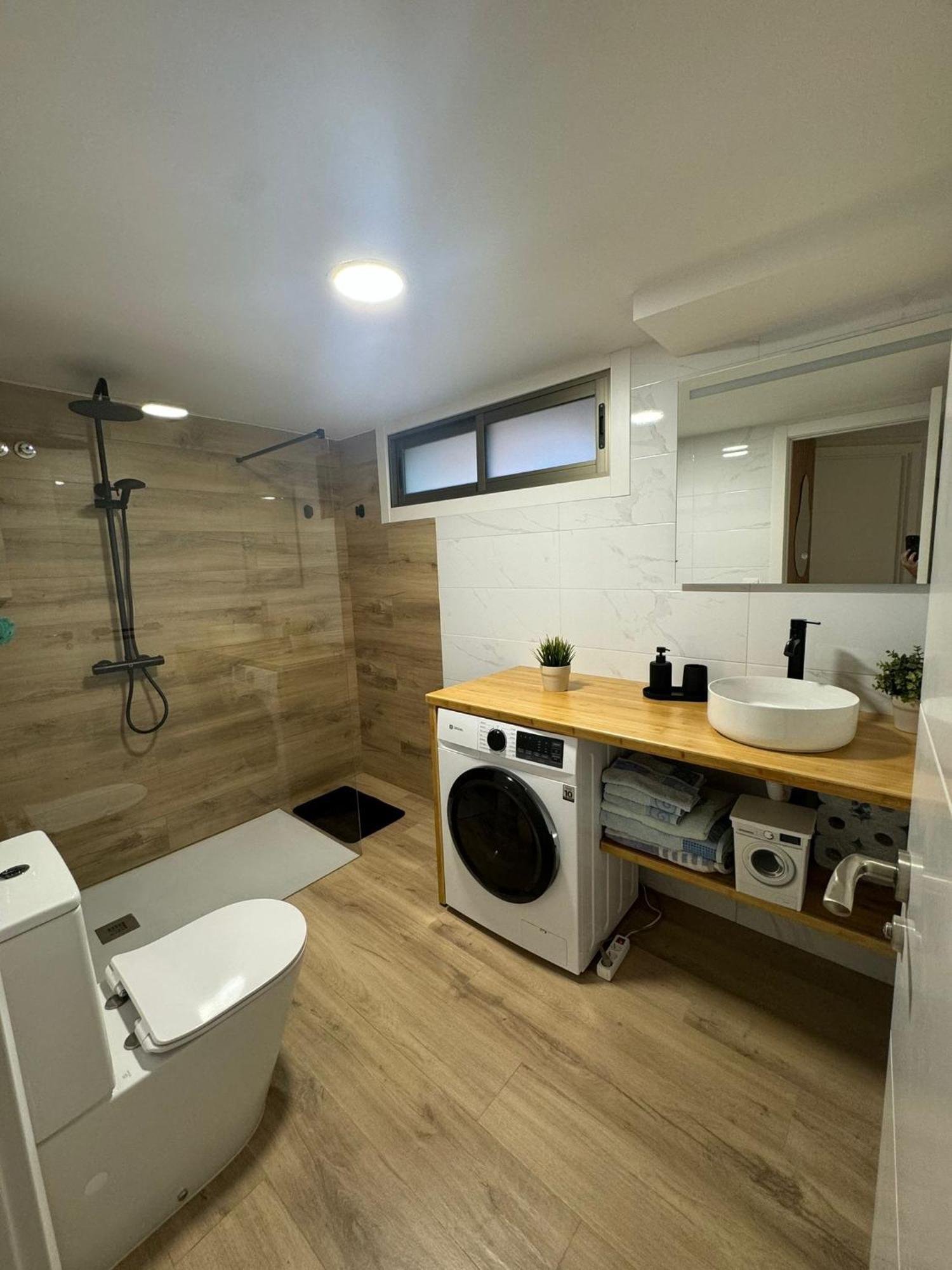 Al Mar Apartment Виго Екстериор снимка